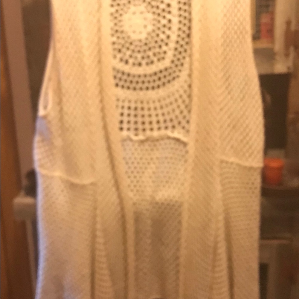 Cream Colored Crocheted Sleeveless Jacket
